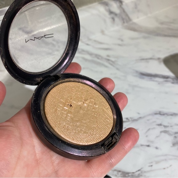 MAC Marine Life high light powder Mac Blush & skin finish Estee Lauder comb - Picture 10 of 15